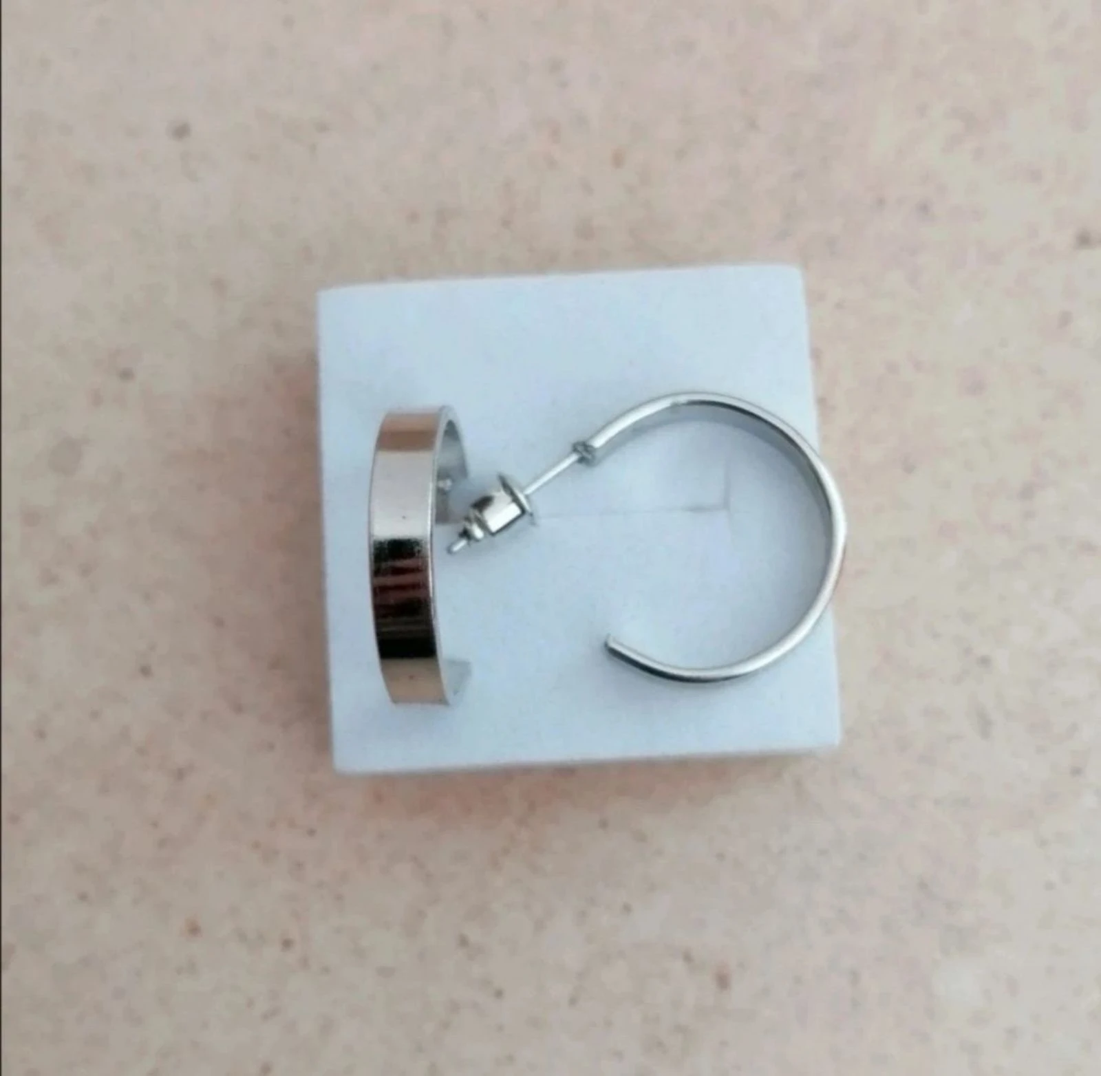 Boucles d'oreilles en acier pour femme – photo 2